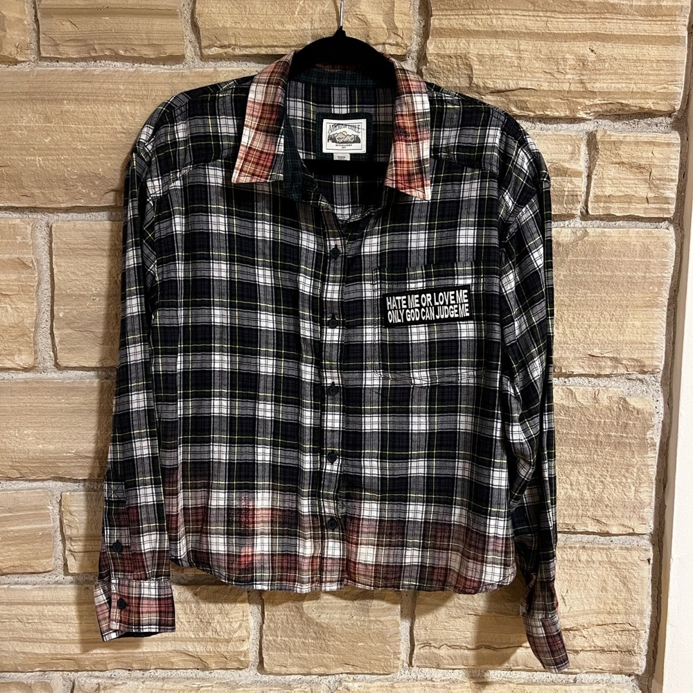 American Eagle plaid shirt with funny quotes patches Tie Dye size M
